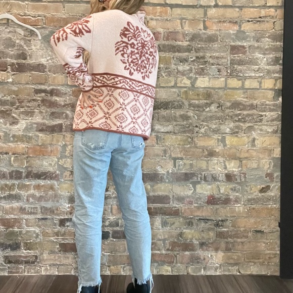 Fuzzy Sherpa half zip - Picture 4 of 4